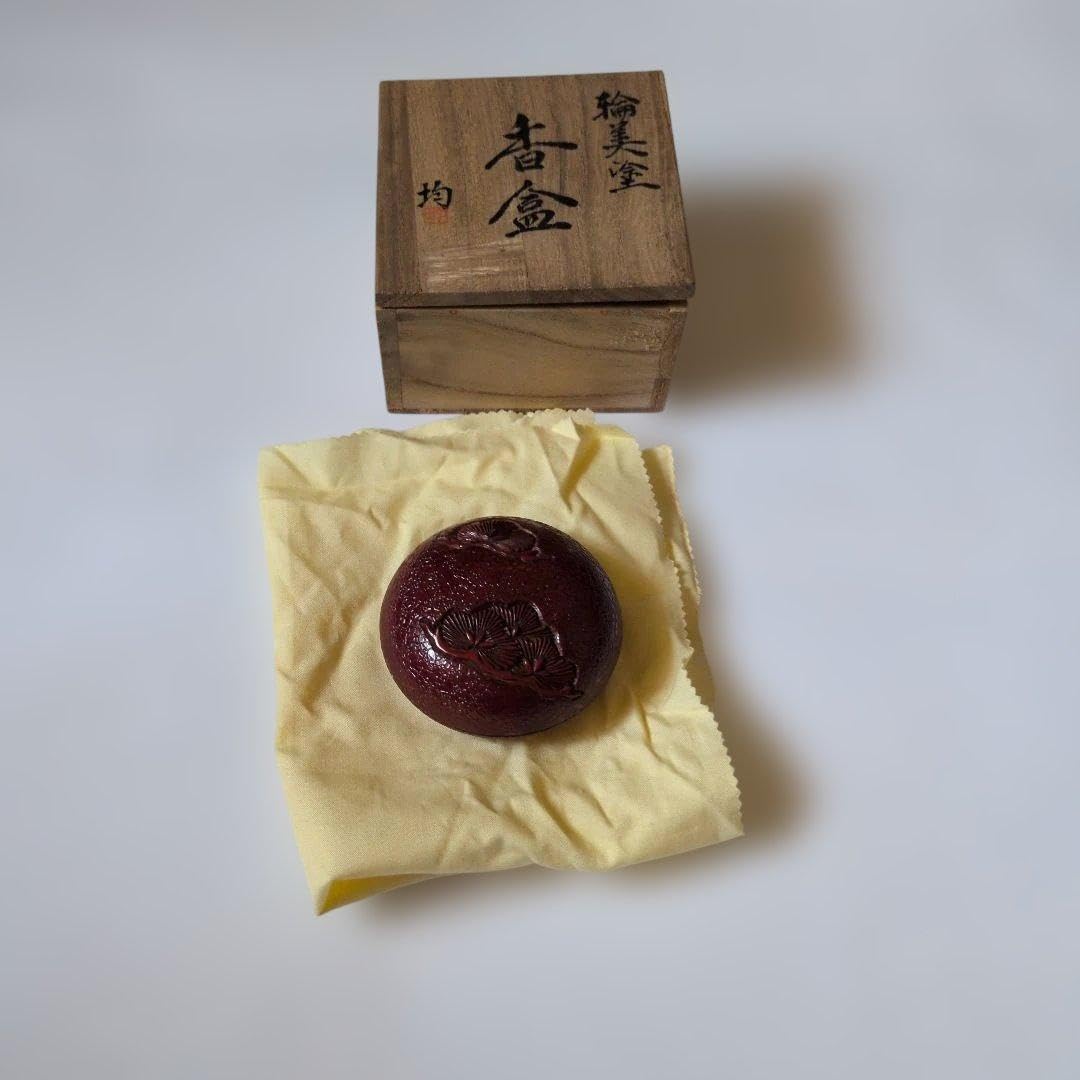 輪美塗 香合 村上堆朱 松柄 村上堆朱工芸館 漆器 蒔絵 茶道具 懐石道具 新品 Amazon.co.jp: 輪美塗 香合 村上堆朱 松柄 村上堆朱工芸館 漆器 蒔絵
